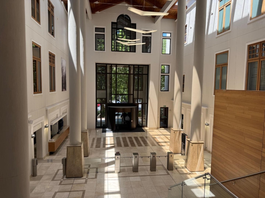 To Let commercial Property for Rent in Newlands Western Cape